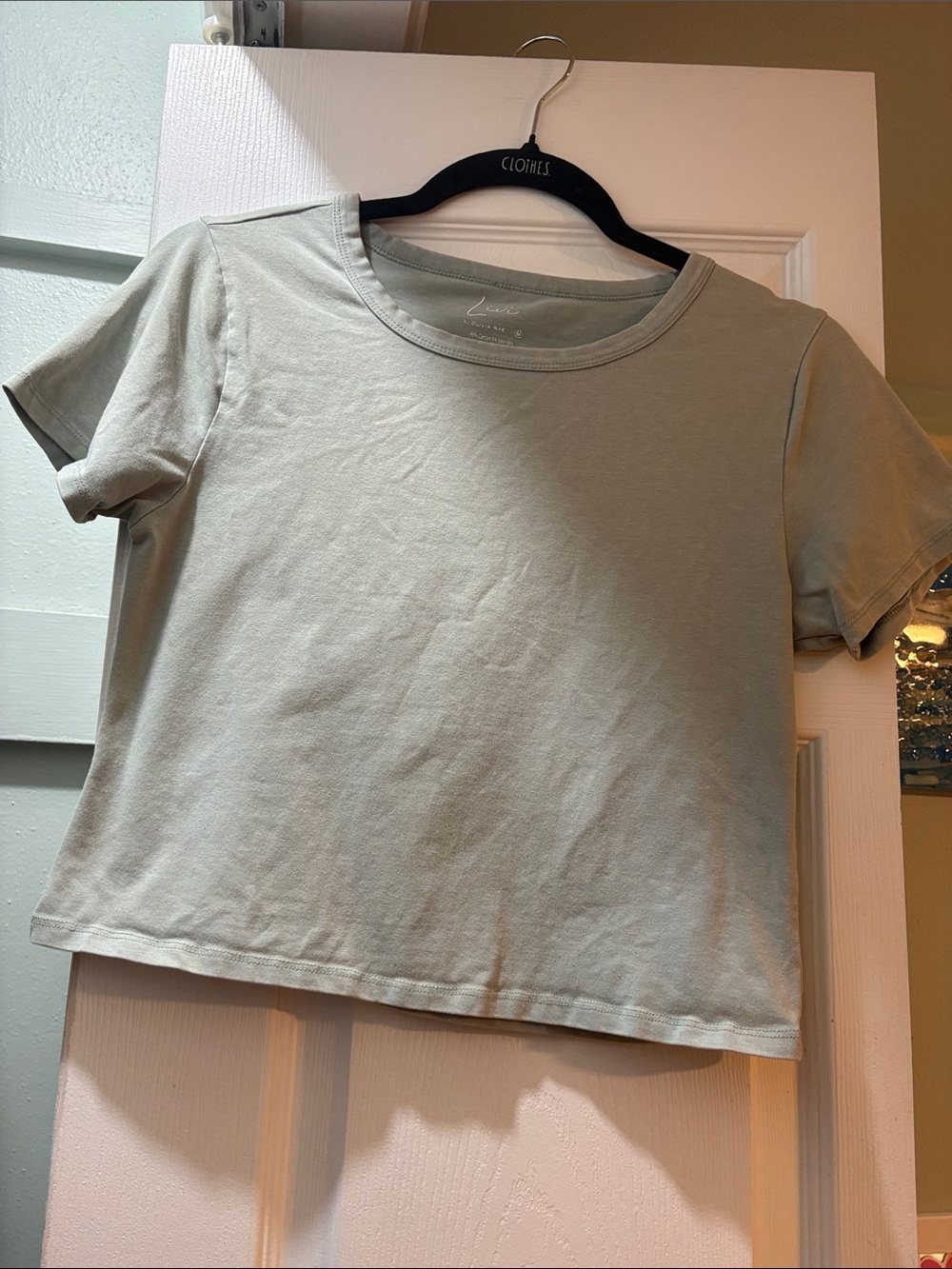 Livi women’s cropped tee
